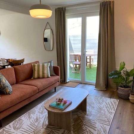 Le Cinquieme Villa Bressuire Luaran gambar