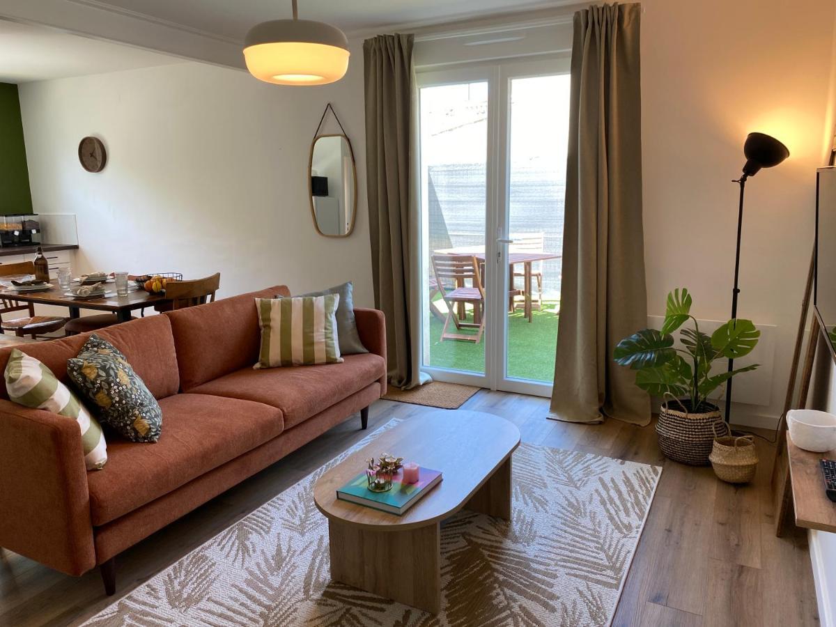 Le Cinquieme Villa Bressuire Luaran gambar