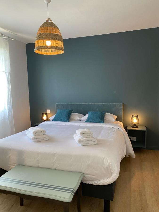 Le Cinquieme Villa Bressuire Luaran gambar
